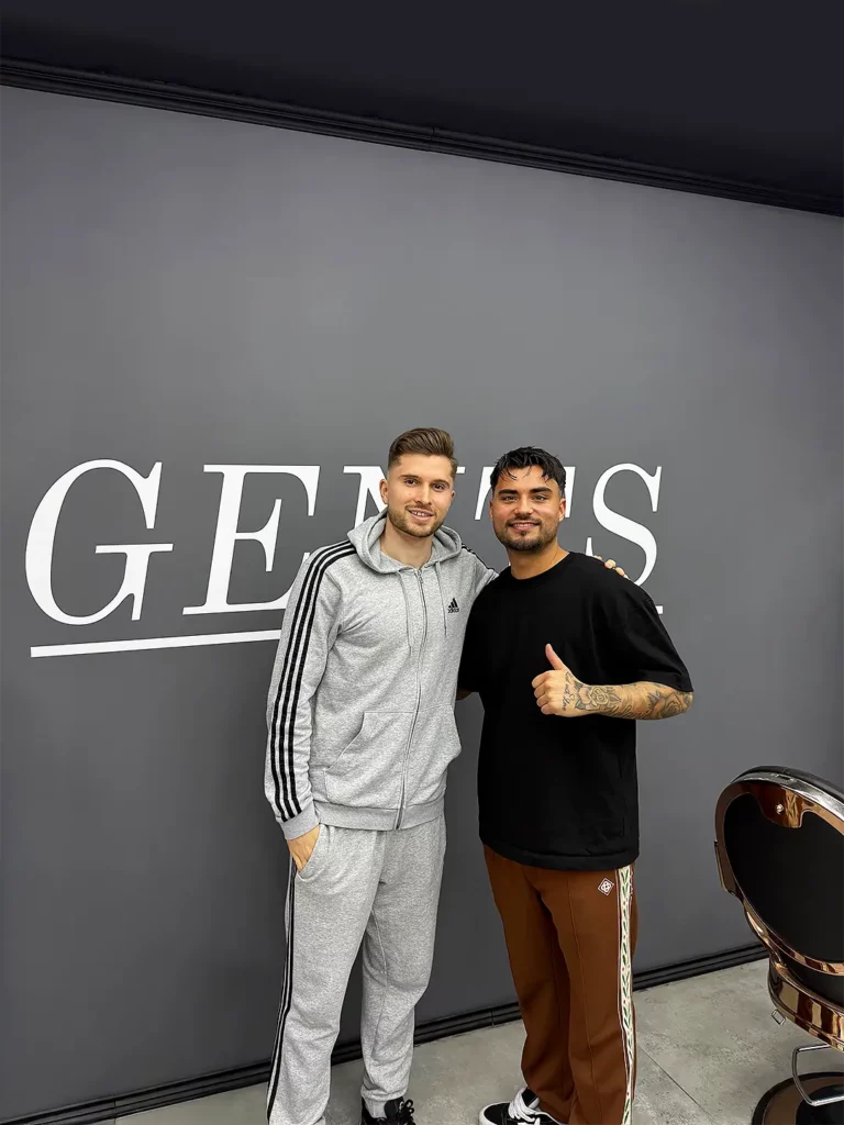 Elvis Rexhbecaj - FC Augsburg - Gents of Augsburg